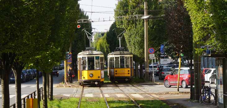 ATM OM tram 1803 and Breda tram 1719